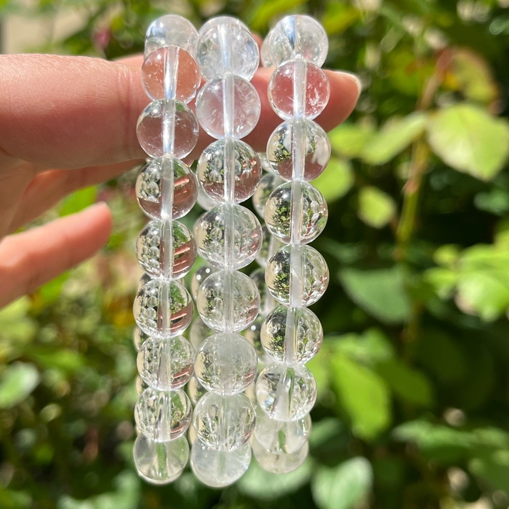 11mm stretchable‎ clear Quartz bracelet